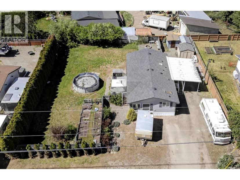633 Barriere Lakes Road, Barriere
