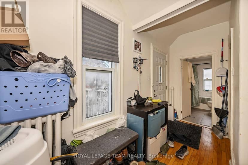 11 Sherbrooke Avenue — photo 28 of 40