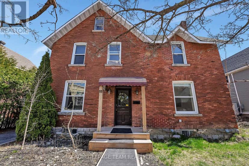 11 Sherbrooke Avenue — photo 15 of 38