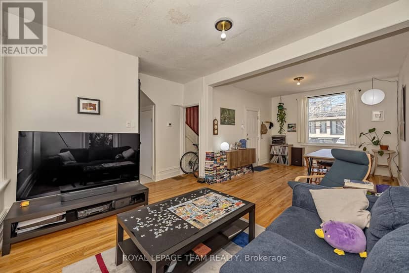 11 Sherbrooke Avenue — photo 23 of 38