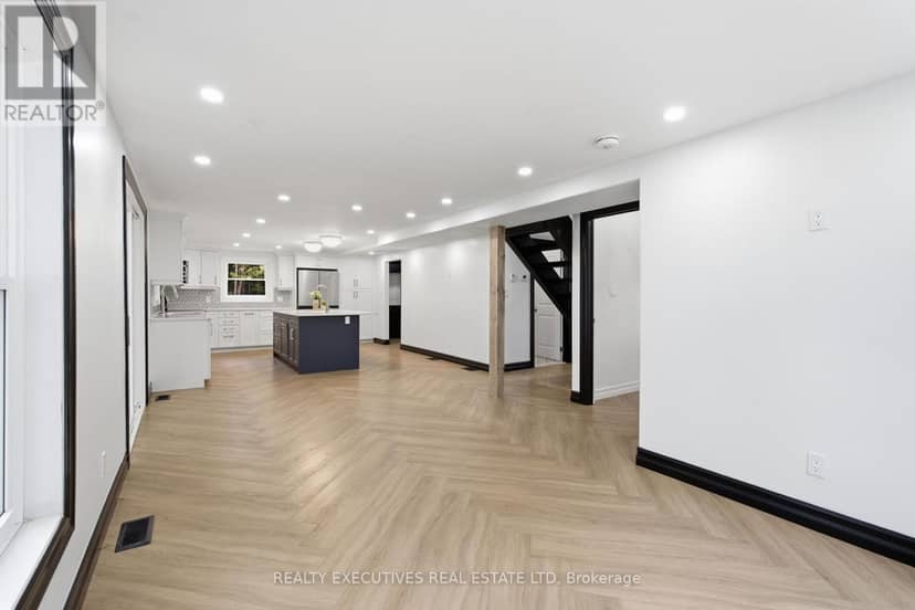 1014A Brewer Road — photo 13 of 40