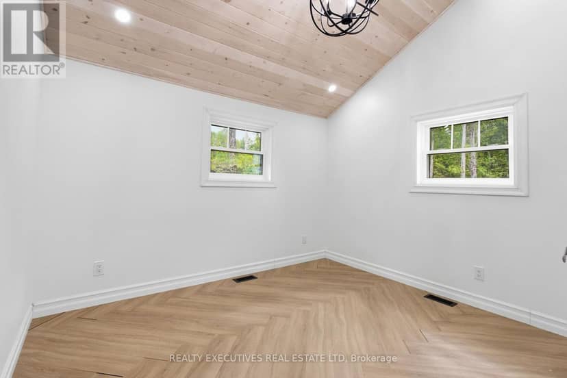 1014A Brewer Road — photo 16 of 40