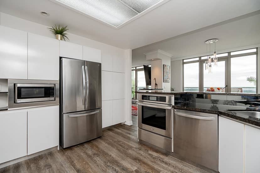 2304 10082 148 STREET, Surrey, photo 6