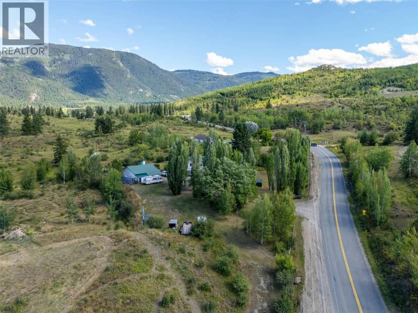 3998 AGATE BAY Road, Barriere