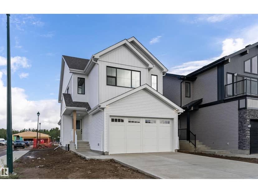 210 Stetson LO, Ardrossan, photo 2