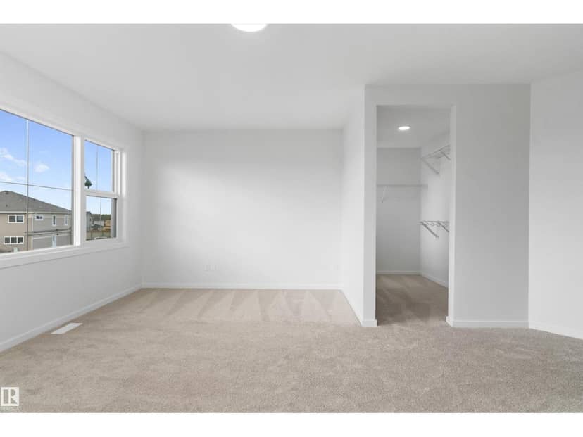 210 Stetson LO — photo 21 of 36