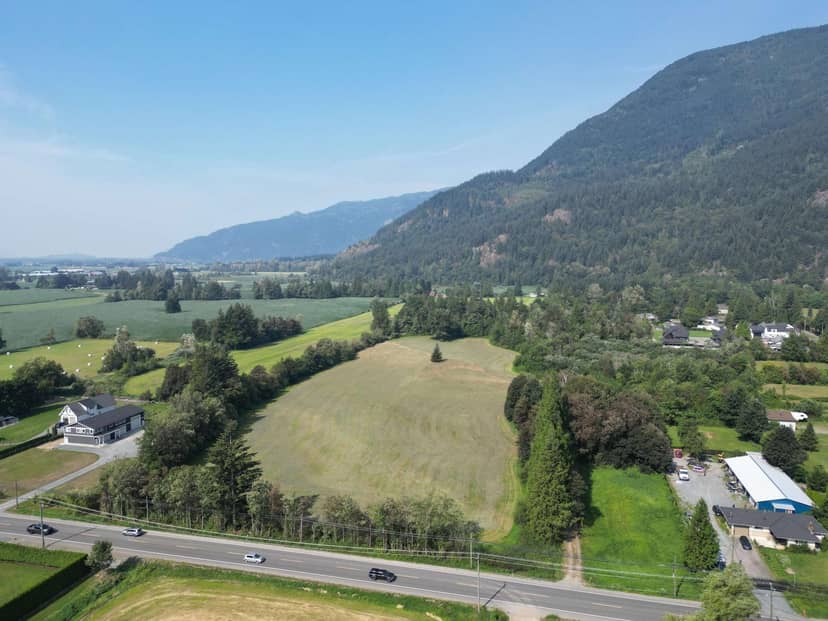 3705 HOT SPRINGS ROAD, Agassiz, Agassiz, photo 2
