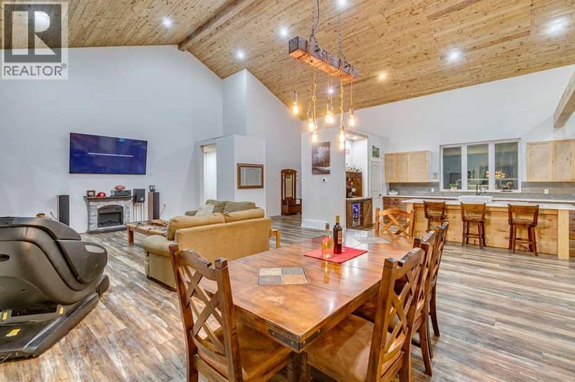 32183 552 Highway E, Rural Foothills County, photo 6