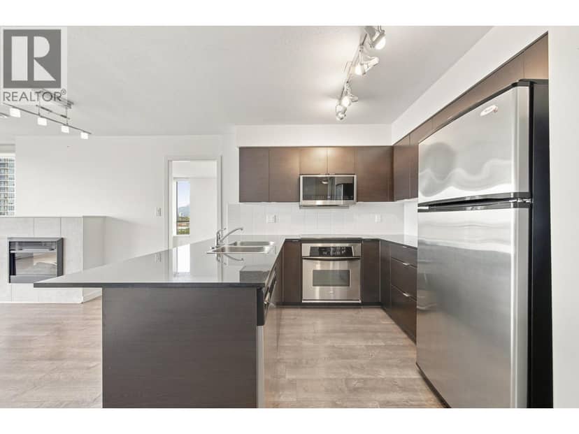 1806 4182 DAWSON STREET, Burnaby