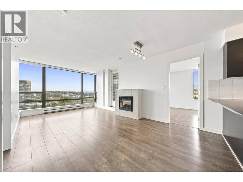 1806 4182 DAWSON STREET, Burnaby, photo 2