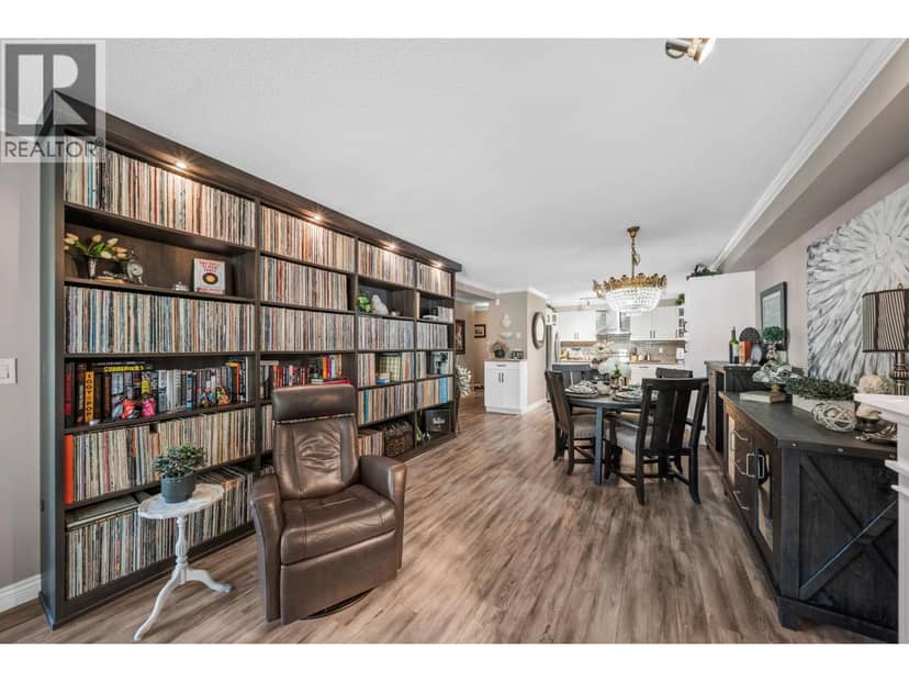 302 160 SHORELINE CIRCLE, Port Moody, photo 4