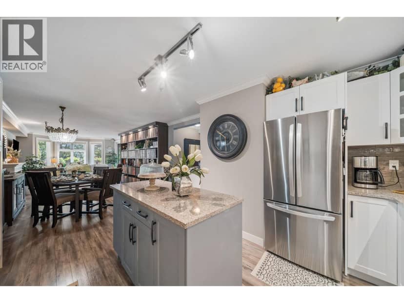 302 160 SHORELINE CIRCLE, Port Moody, photo 8