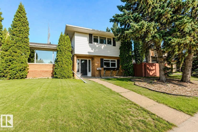 3911 117 ST NW, Edmonton