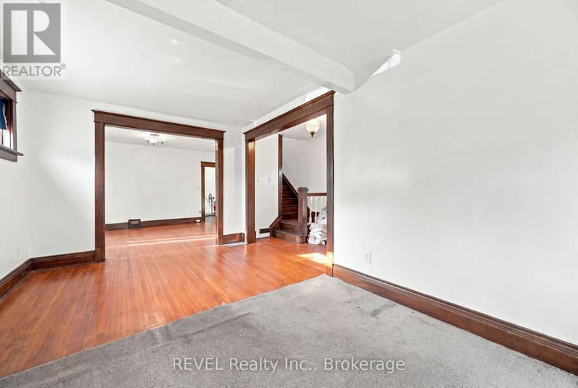 4960 Willmott Street, Niagara Falls, photo 7