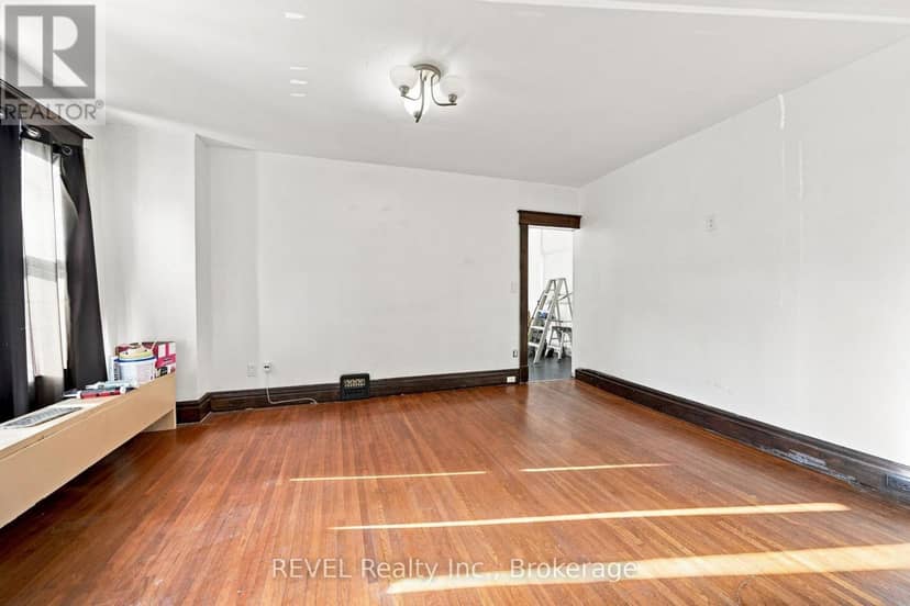 4960 Willmott Street — photo 9 of 27