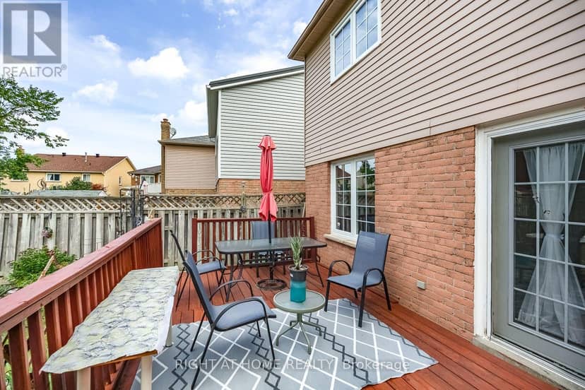 54 Niagara Place — photo 40 of 40
