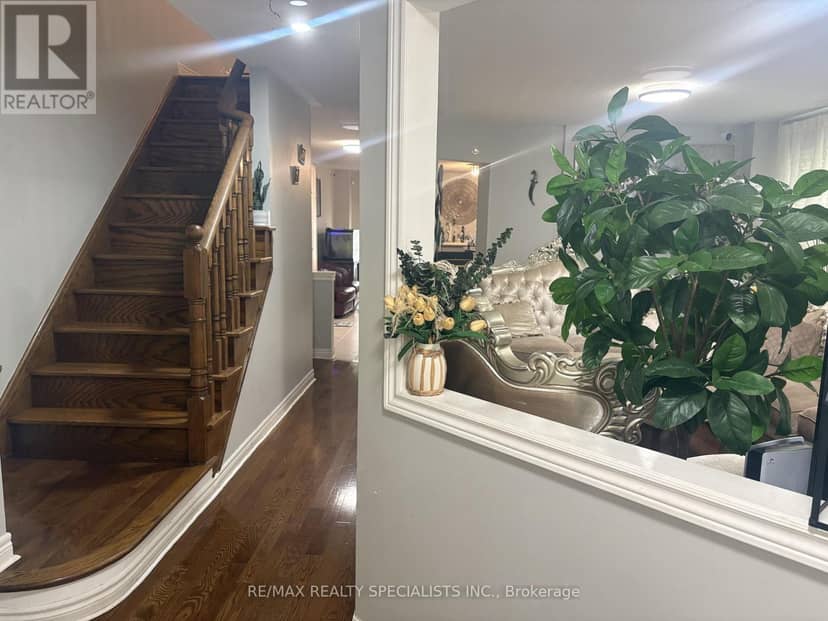 3137 Bentley Drive — photo 4 of 39
