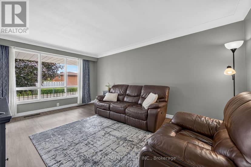 93 Nugent Drive — photo 11 of 39