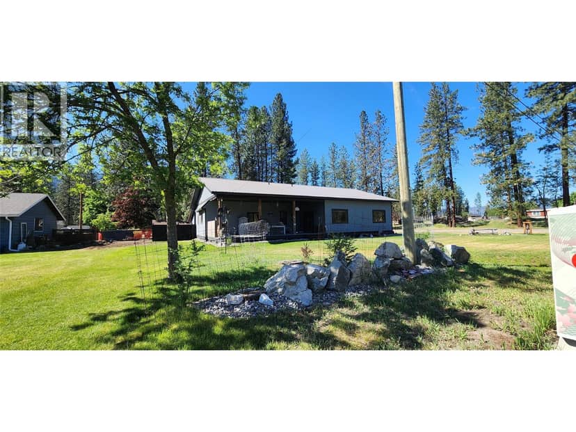 90 Sagamore Road, Grand Forks