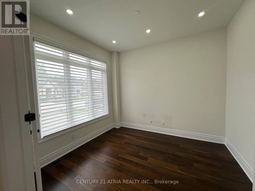 19 Mumberson Street — photo 15 of 36