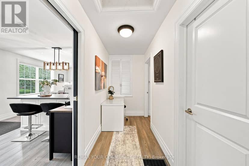 422 Queen Street — photo 9 of 21