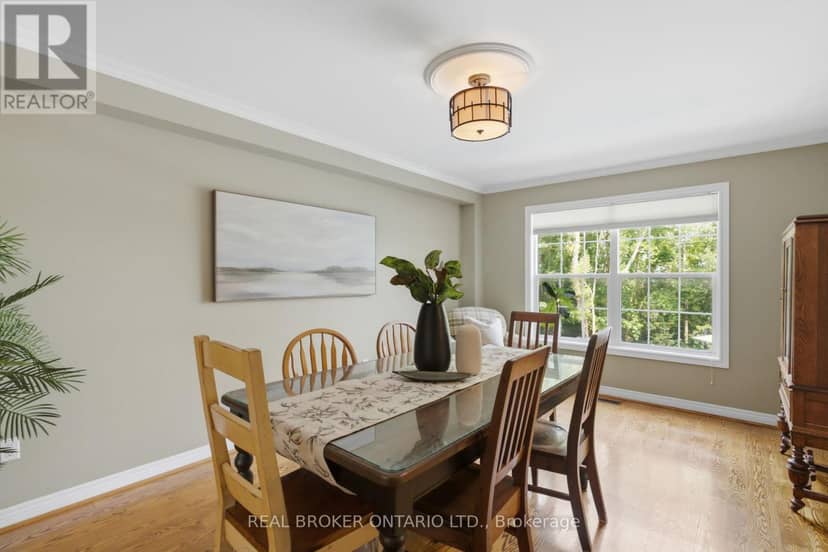 38 Galloway Crescent — photo 14 of 40