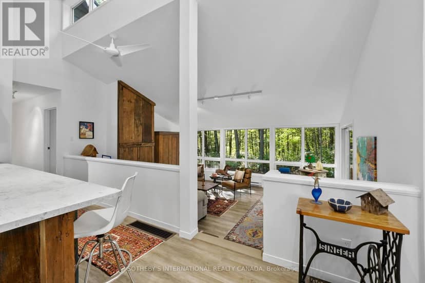 83 Oak Heights Road — photo 17 of 36