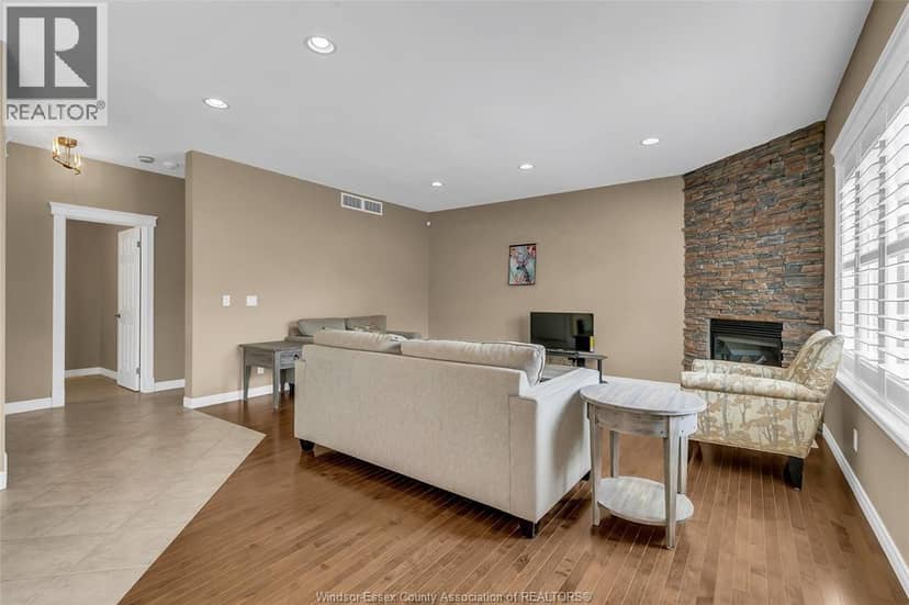 2259 St Patrick's Avenue — photo 7 of 36