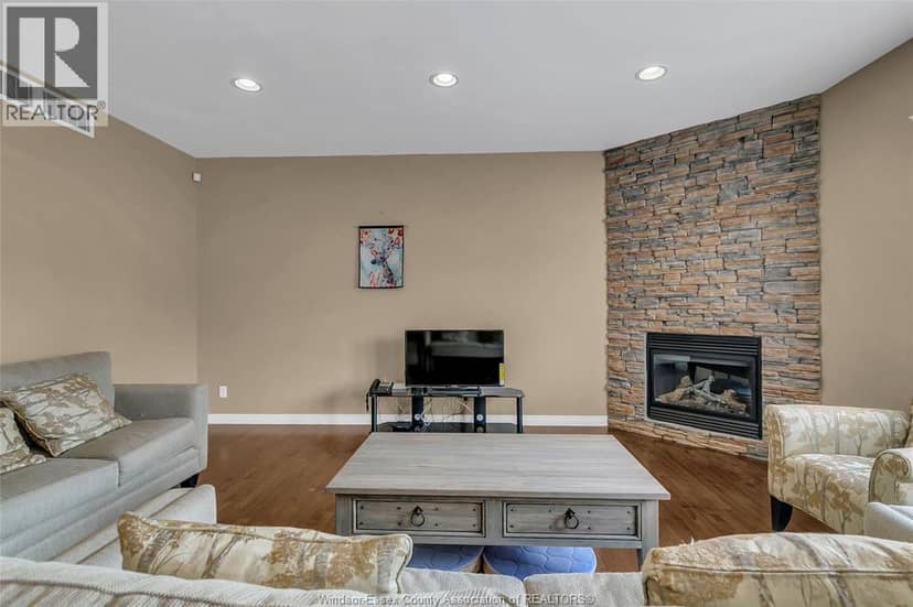 2259 St Patrick's Avenue — photo 8 of 36