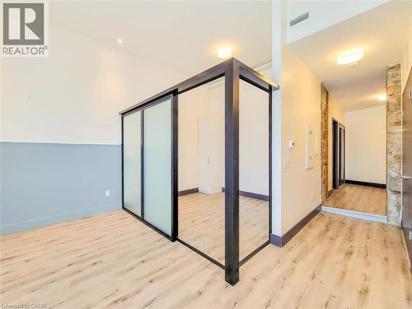 121 KING Street E Unit# 101 — photo 20 of 29