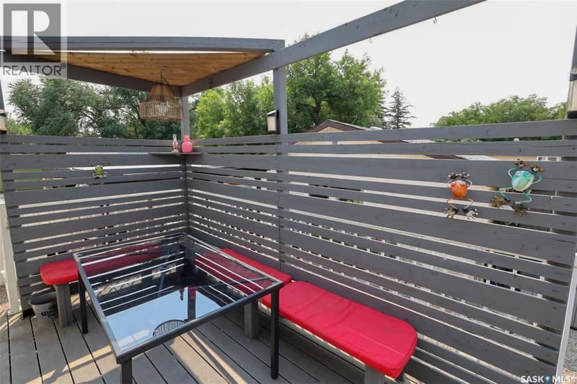 86 Straub CRESCENT — photo 29 of 31