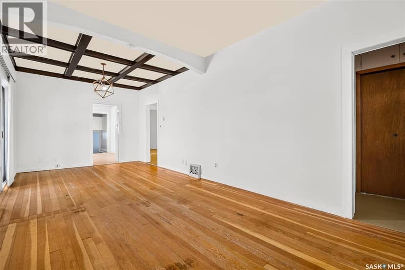 1133 Chestnut AVENUE NE — photo 17 of 40