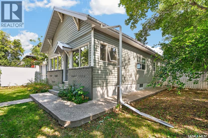 1133 Chestnut AVENUE NE, Moose Jaw, photo 3