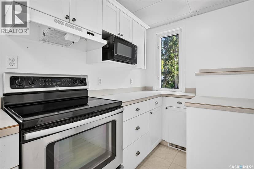 1133 Chestnut AVENUE NE — photo 35 of 40