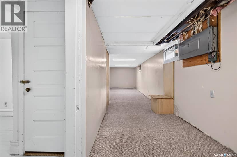 1133 Chestnut AVENUE NE — photo 40 of 40