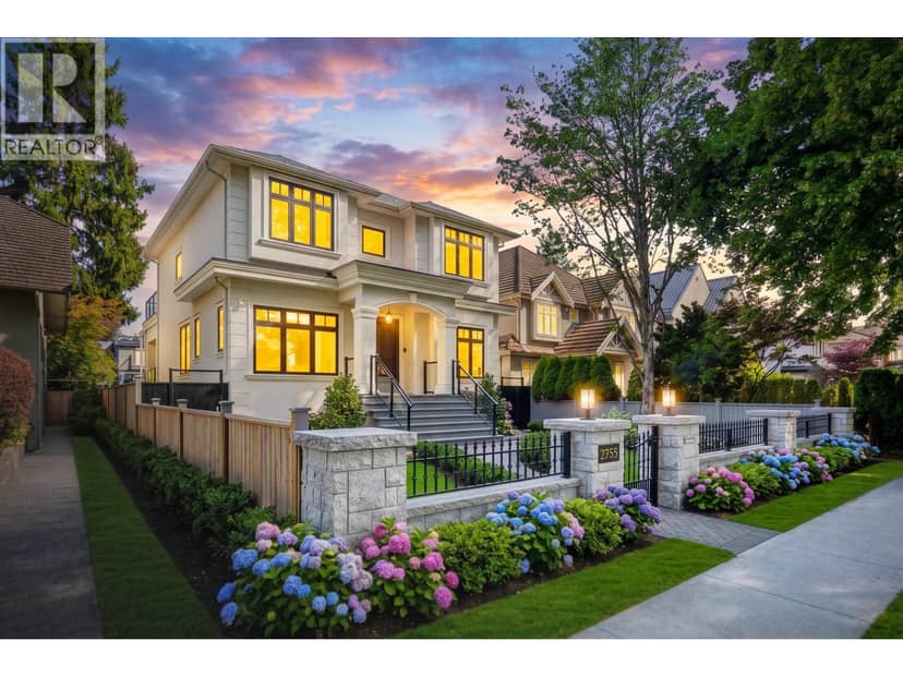 2755 W 38TH AVENUE, Vancouver