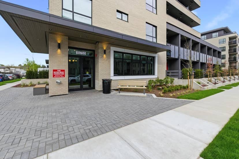 601 15733 85 AVENUE, Surrey, photo 2