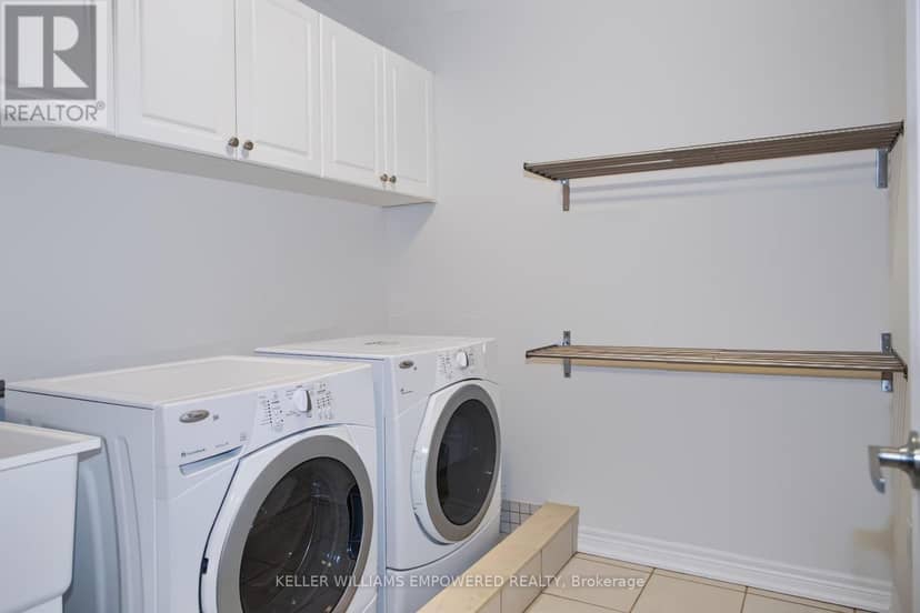 33 Winisk Street — photo 20 of 23