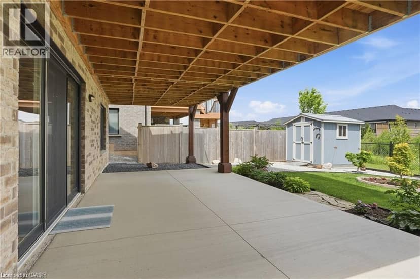 59 SWAN Avenue — photo 37 of 40