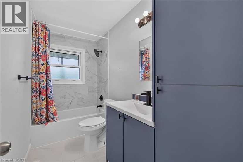 316 FAIRVIEW Avenue W — photo 28 of 40