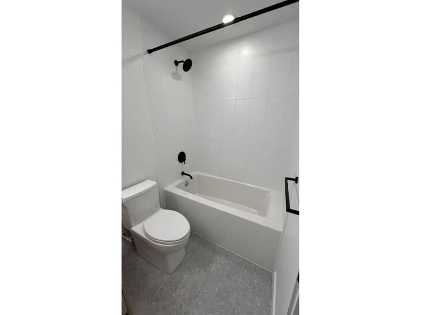 431 20769 FRASER HIGHWAY, Langley, photo 3