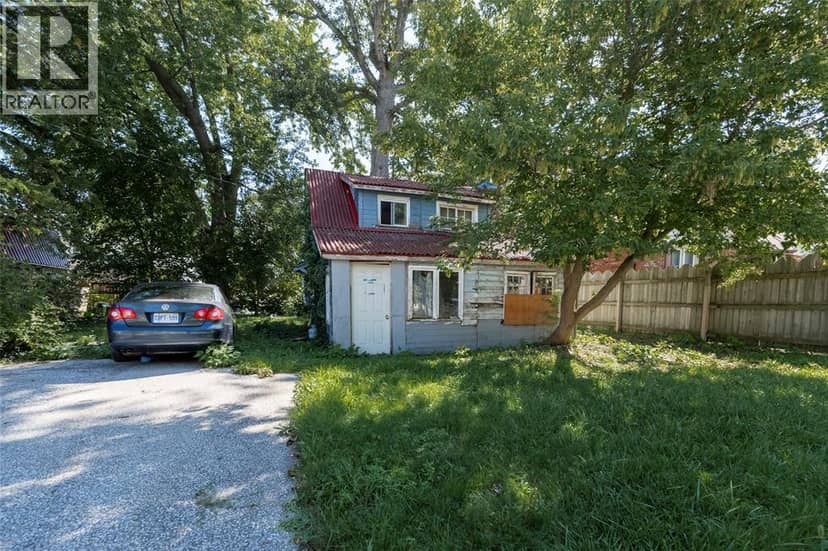 1988 Beachwood Avenue — photo 10 of 32
