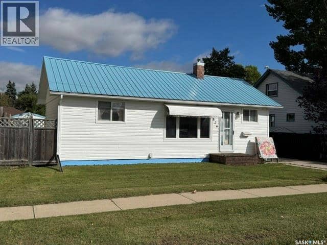 826 10th STREET — photo 38 of 40