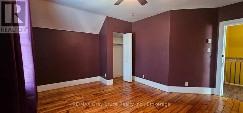 8 Helen Street — photo 22 of 32