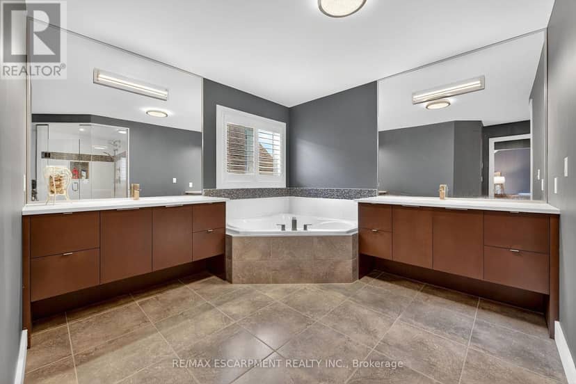 24 Chestnut Drive — photo 26 of 40