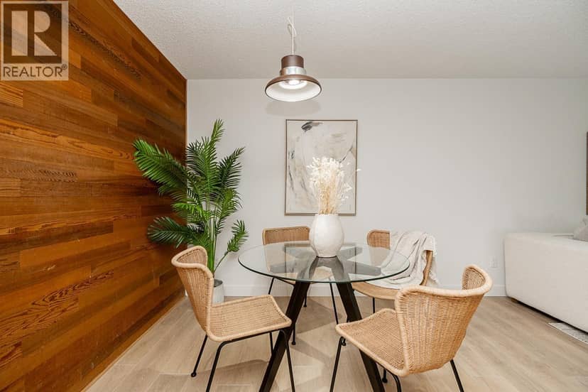 220 7055 WILMA STREET, Burnaby, photo 4