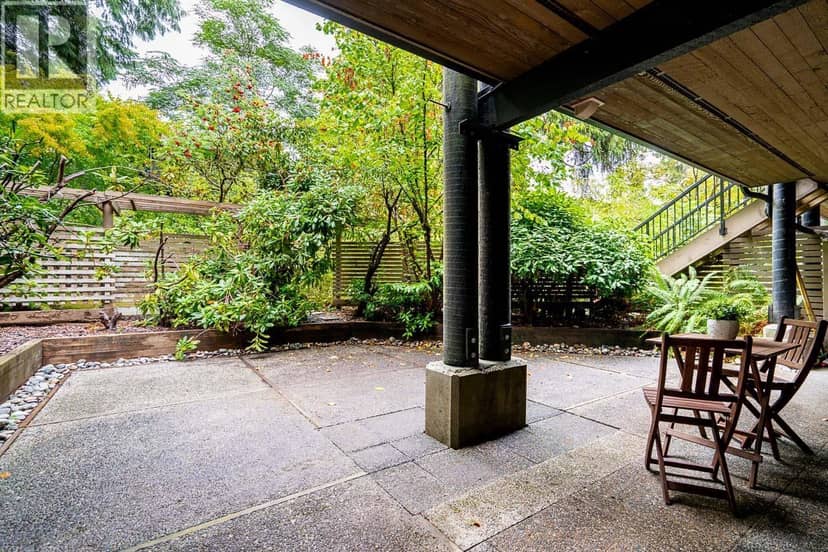 220 7055 WILMA STREET, Burnaby, photo 2