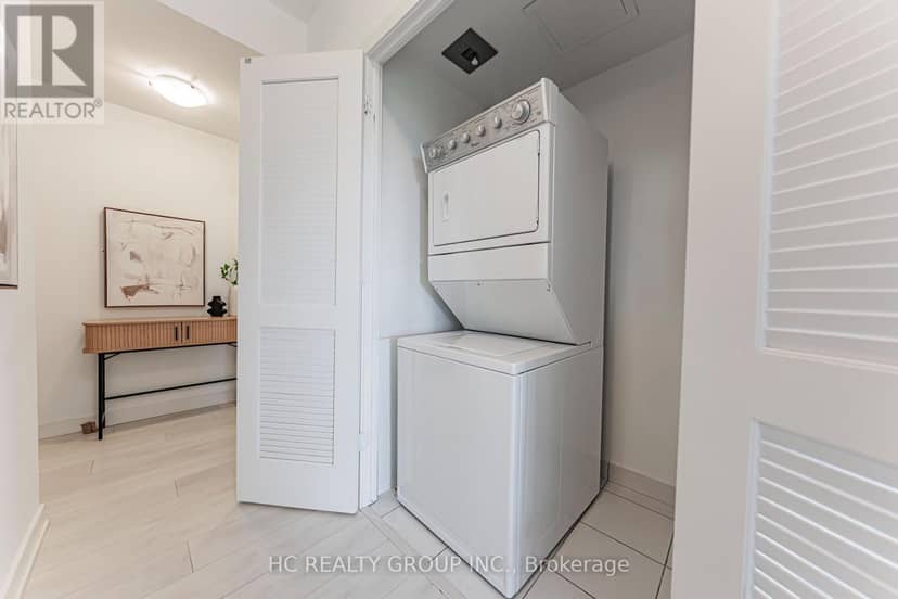 1008 - 4633 Glen Erin Drive — photo 28 of 40