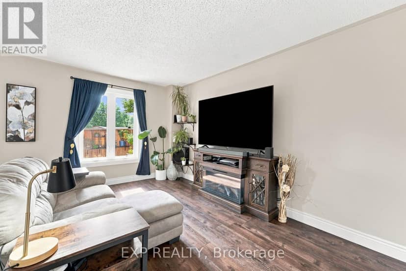 16 - 275 Old Homestead Road, Georgina, photo 6