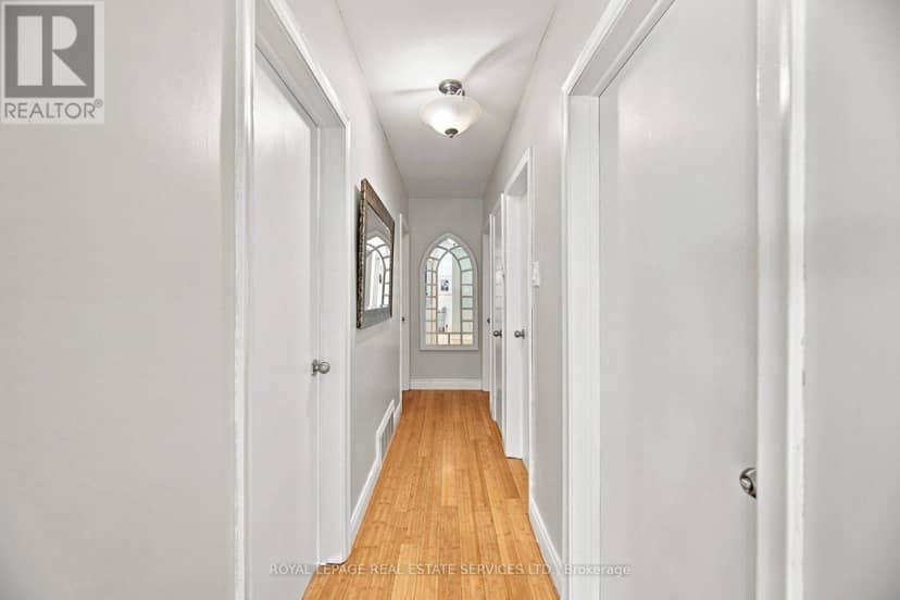 15 Velma Drive — photo 17 of 40
